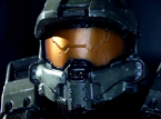 Master Chief rir på en skorpion inni Xbox One X